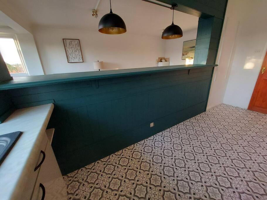 2 Bed Flat, Bounds Green, Piccadilly Line, London N11 Exterior photo